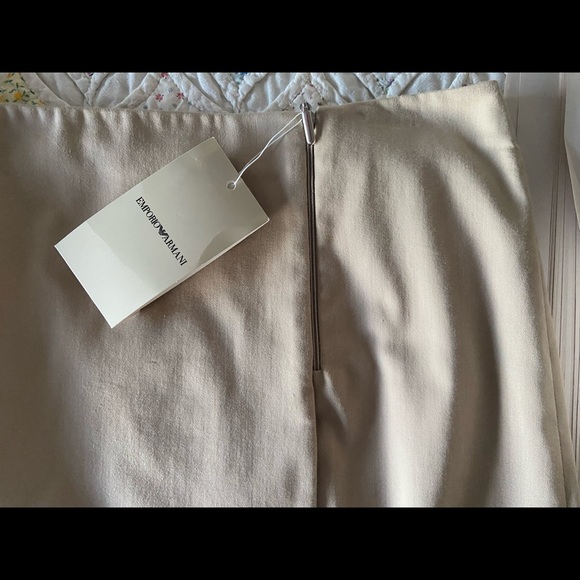 NWT Emporio Armani kaki skirt size 10 - Picture 5 of 5